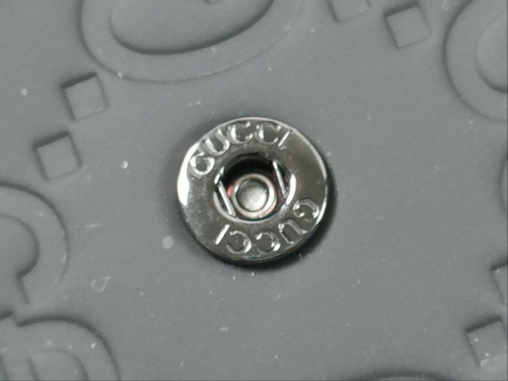 GUCCI グッチ キーケース GGラバーエフェクト 771312 ブラック レザー ユニセックス ６連 ガンメタ金具 新品未使用展示品