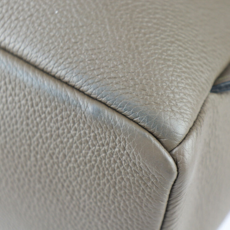 美品 LOEWE ロエベ MILITARY BACKPACK ミリタリー バックパック リュック・デイパック B553J18X 01 グレインレザー ダークモス シルバー金具