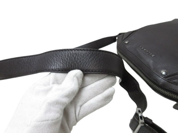 美品 BVLGARI ブルガリ ショルダーバッグ オクト - ブラウン レザー メンズ シルバー金具