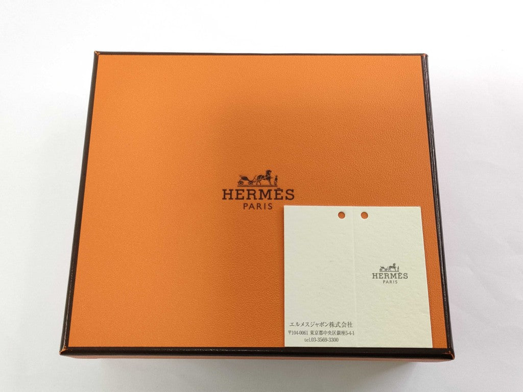 HERMES エルメス カードケース ベアン リモンチェッロ シェーブル ユニセックス シルバー金具 新古未使用展示品