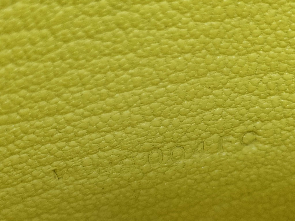 HERMES エルメス カードケース ベアン リモンチェッロ シェーブル ユニセックス シルバー金具 新古未使用展示品