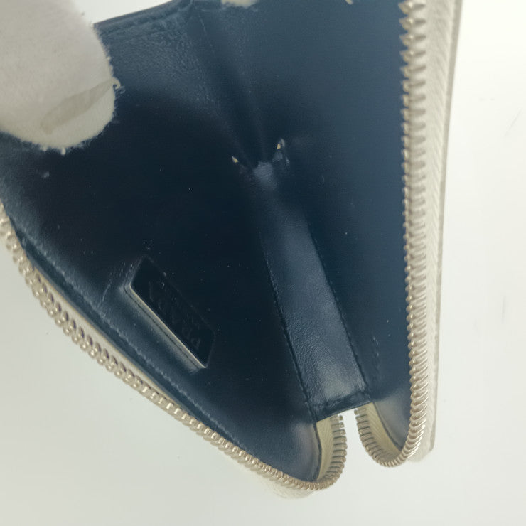 PRADA プラダ ショルダーバッグ トライアングル チェーン ポーチ 1NR005 ホワイト レザー レディース トライアングルロゴ 三角ロゴプレート シルバー金具 美品