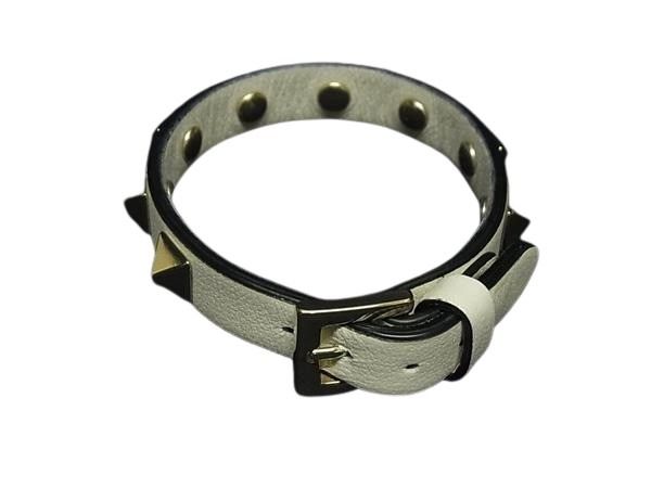 VALENTINO GARAVANI ヴァレンティノ ガラヴァーニ ブレスレット ロックスタッズ TW0J0255VIT アイボリー系 レザー レディース ゴールド金具