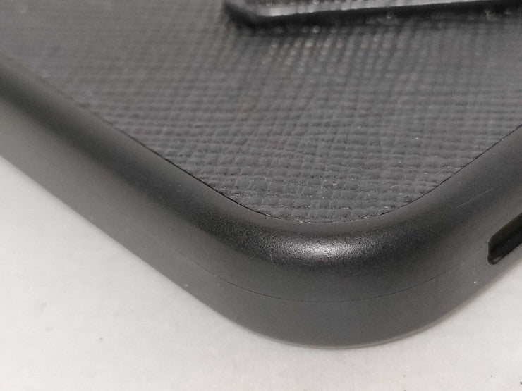 PRADA プラダ スマホカバー iPhoneケース トライアングルロゴ 2ZH133 ブラック系 サフィアーノ ユニセックス iPhone 12＆12 Pro 美品