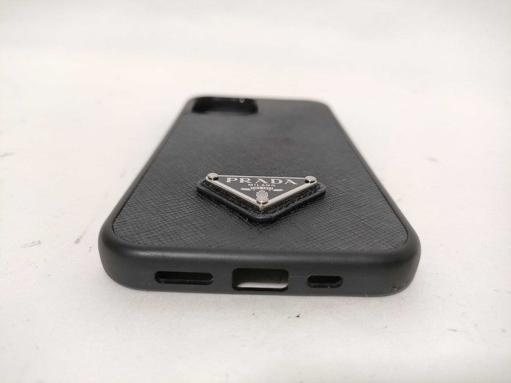 PRADA プラダ スマホカバー iPhoneケース トライアングルロゴ 2ZH133 ブラック系 サフィアーノ ユニセックス iPhone 12＆12 Pro 美品