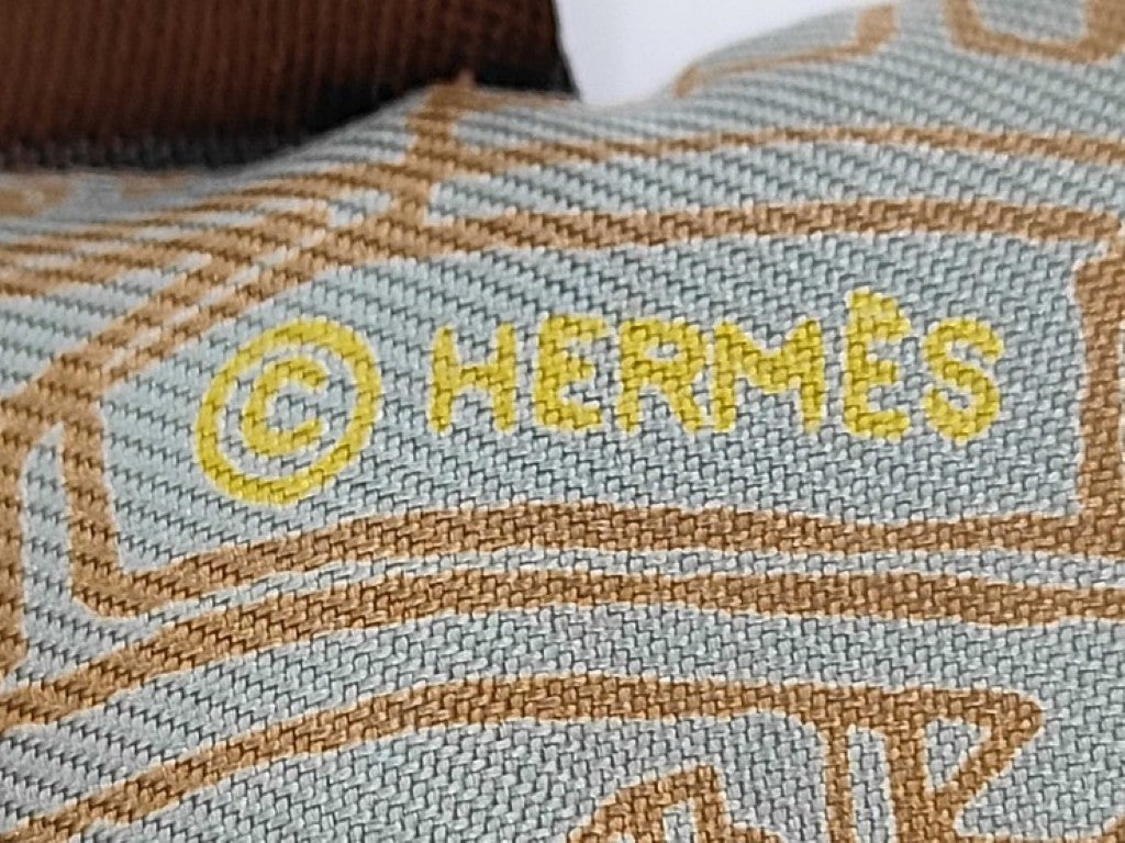HERMES エルメス リボンスカーフ ツイリー マルチカラー系 シルク100％ レディース L AIR DE GINZA 2006 美品