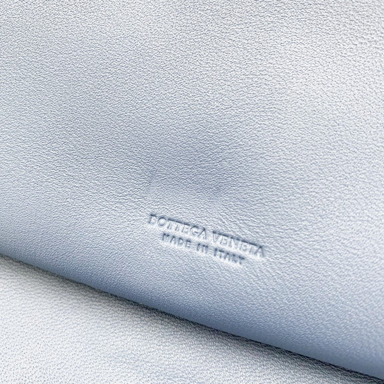 BOTTEGA VENETA ボッテガ ヴェネタ クラッチバッグ イントレチャート マイクロマクロ ブルー レザー メンズ 美品