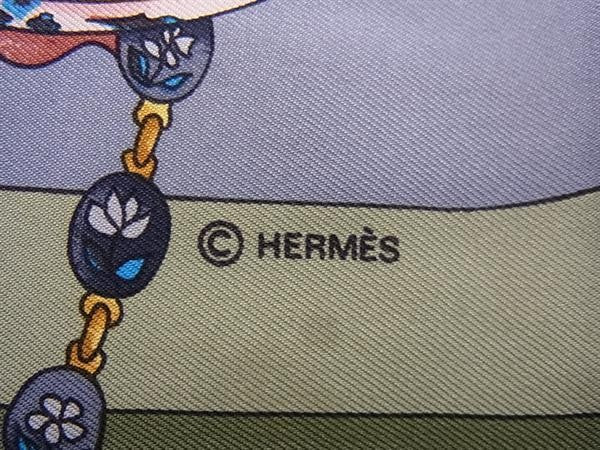 HERMES エルメス スカーフ カレ90 Parmi les fleurs je compte les heures 花の中で過ごす時間 マルチカラー シルク100% レディース 美品