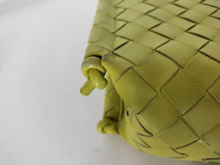 BOTTEGA VENETA ボッテガヴェネタ ショルダーバッグ イントレチャート MINI THE KNOT ミニ ザ ノット 639293 イエローグリーン ラムスキン レディース ノット
