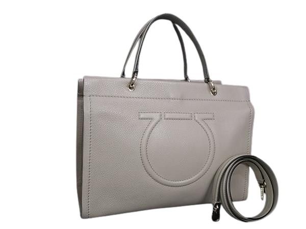 SALVATORE FERRAGAMO フェラガモ ハンドバッグ ガンチーニ EE-21 H110 グレージュ系 レザー レディース 2WAY ショルダーバッグ ゴールド金具 美品