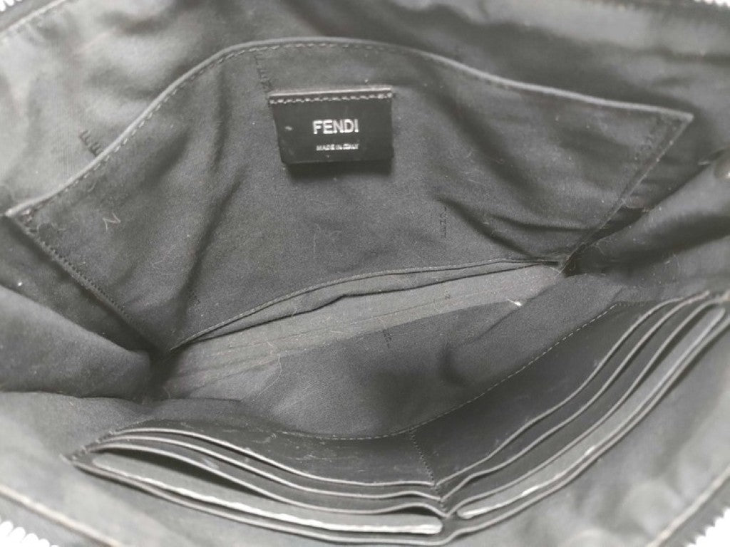 FENDI フェンディ クラッチバッグ ズッカ 7VA491 ブラック系 レザー メンズ セカンドバッグ シルバー金具 美品