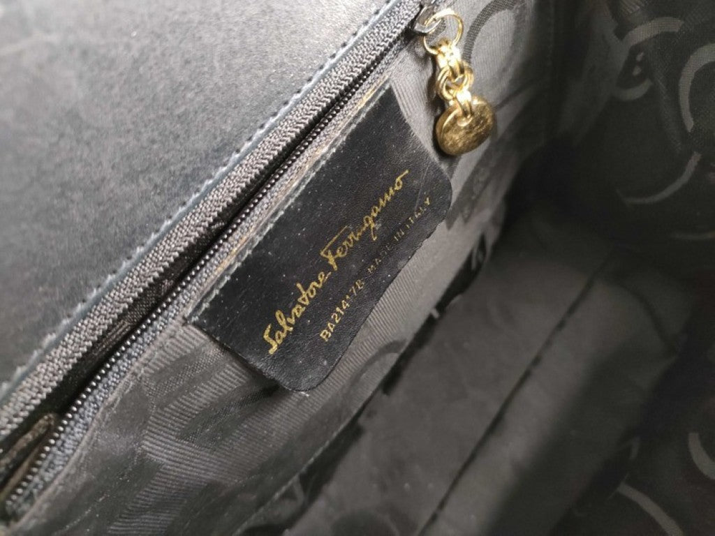 Salvatore Ferragamo フェラガモ ハンドバッグ ヴァラ BA214178 ネイビー系 レザー レディース ゴールド金具