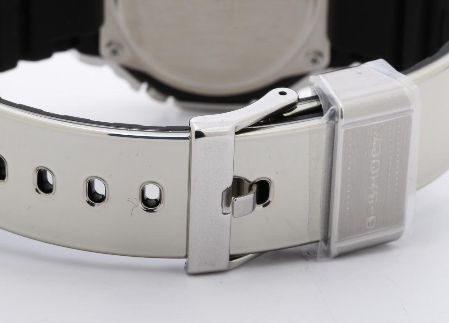 CASIO カシオ 時計 GSHOCK FINE METALLIC SERIES ANALOGDIGITAL 2100 Series GM2100YM8AJF シルバー 樹脂／ステンレススチール メンズ デジアナ 新品未使用展示品