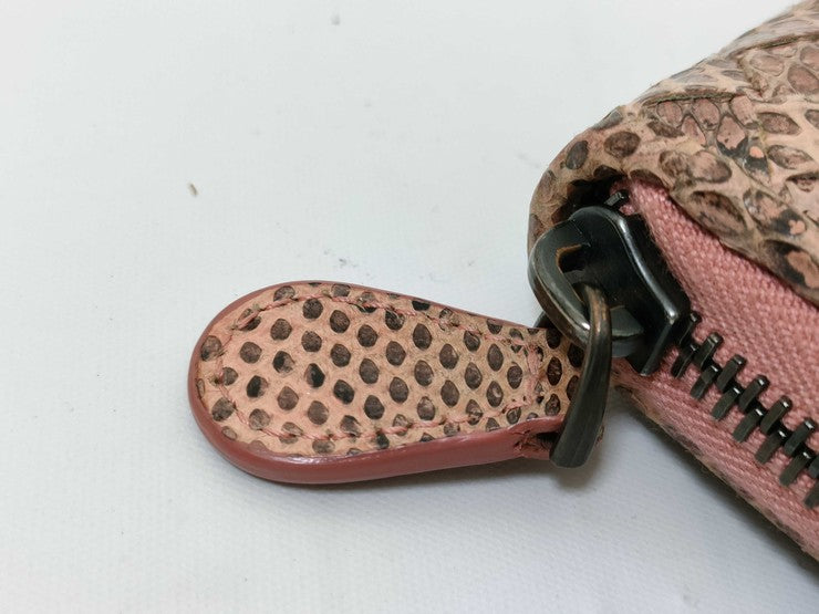 BOTTEGA VENETA ボッテガヴェネタ 財布 イントレチャート アイヤーズ 114076 ピンクベージュ系 パイソン ユニセックス ラウンドファスナー 長財布