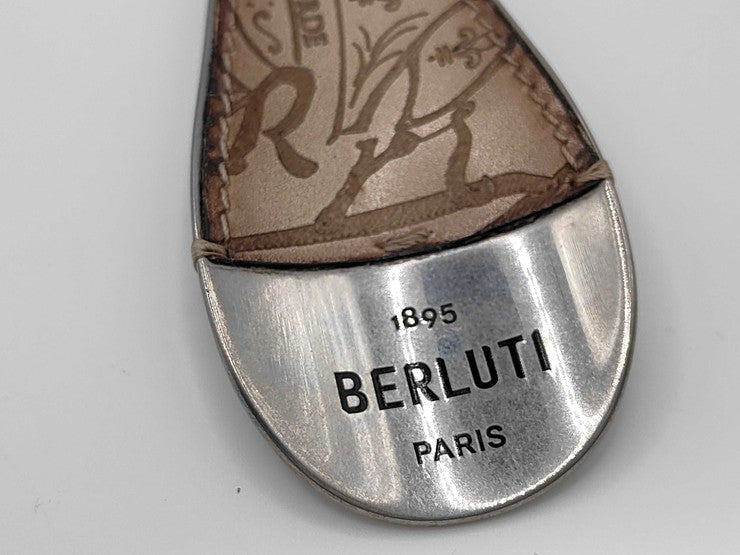 Berluti ベルルッティ シューホーン キーホルダー カリグラフィ シルバー ブラウン メタル スクリットレザー メンズ 美品