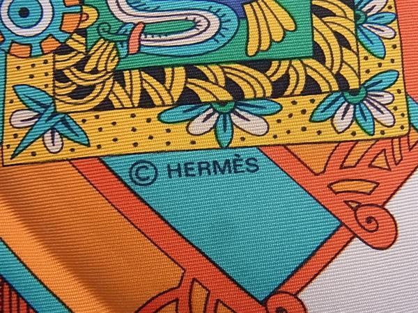 HERMES エルメス スカーフ カレ90 マルチカラー シルク100％ レディース ASTRES es SOLEILS 天体と太陽 美品