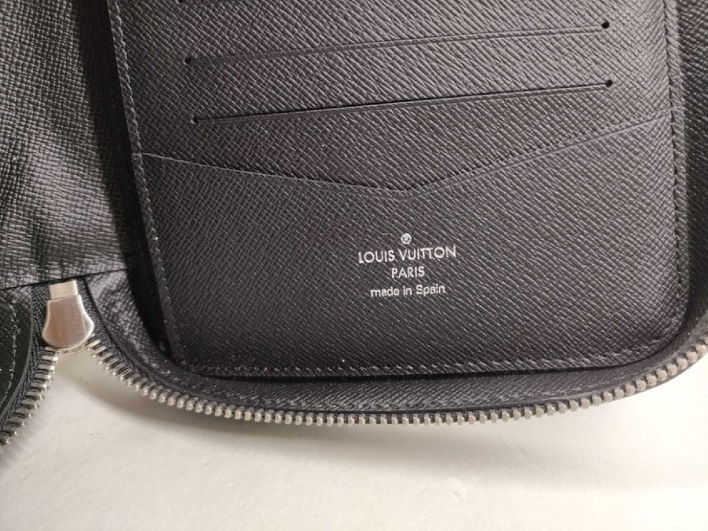 LOUIS VUITTON ルイヴィトン クラッチバッグ ダンディウォレット M64000 ノワール(ブラック)系 エピ メンズ シルバー金具 美品