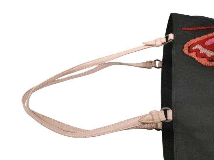 BOTTEGA VENETA ボッテガヴェネタ トートバッグ バタフライ モチーフ ブラック系 ナイロンキャンバス × レザー レディース 蝶 美品