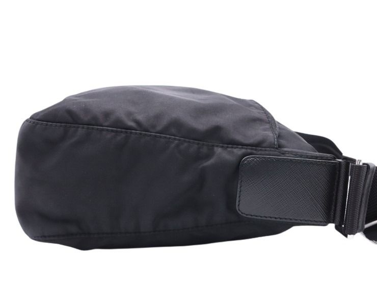 PRADA プラダ ショルダーバッグ VELA 1BC421 ブラック系 ナイロン サフィアーノレザー ユニセックス シルバー金具 三角ロゴプレート メッセンジャーバッグ 美品