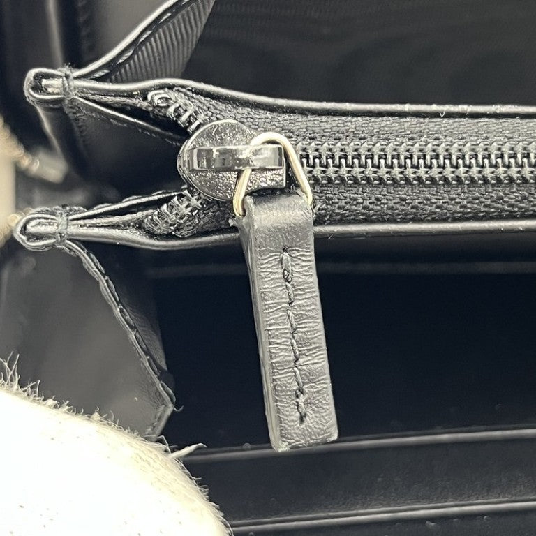 GUCCI グッチ 長財布 GGスプリーム 779879 ベージュ×ブラック系 PVC レザー ユニセックス ラウンドファスナー シルバー金具 美品