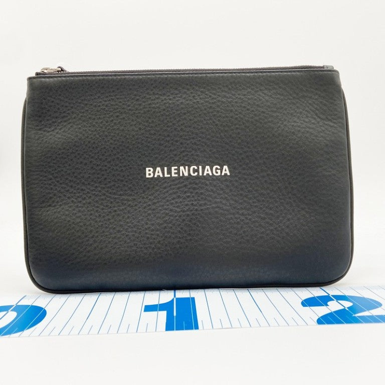 BALENCIAGA バレンシアガ ポーチ エブリデイ 551992 ブラック系 レザー ユニセックス 美品