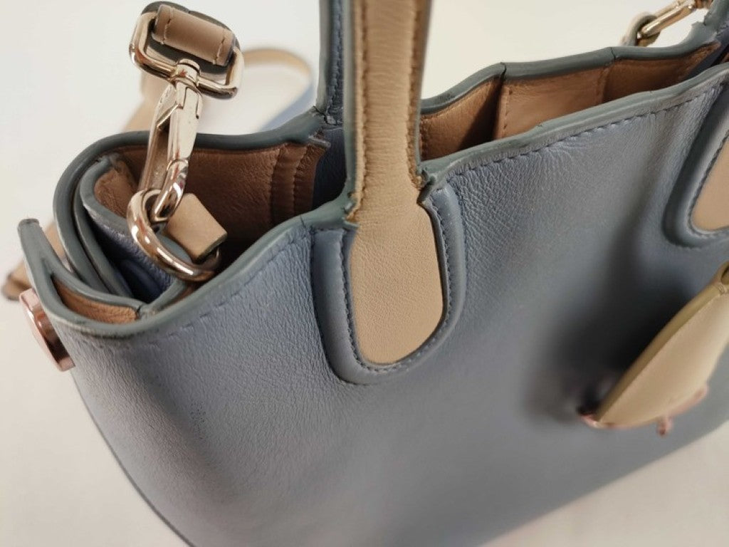Christian Dior ディオール ハンドバッグ アディクト ブルー ベージュ系 レザー レディース 2WAY ショルダーバッグ ロゴチャーム ゴールド金具 美品