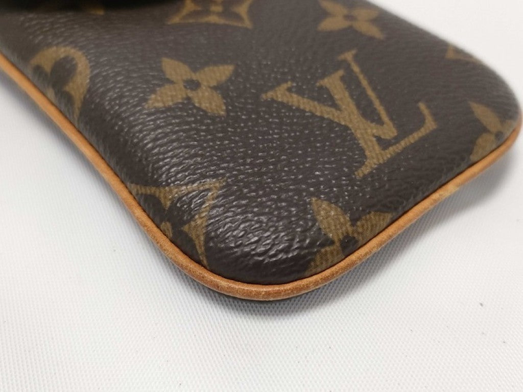 LOUIS VUITTON ルイヴィトン ポーチ エテュイテレフォンヌMM M66546 ブラウン系 モノグラム ユニセックス マルチケース スマホケース ゴールド金具 美品