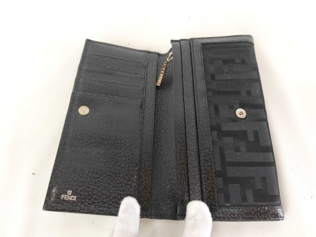FENDI フェンディ 長財布 ズッカ 8M0179 ブラック系 キャンバス レザー ユニセックス 二つ折り シルバー金具 美品