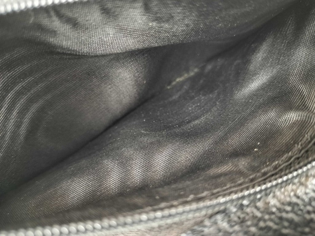 FENDI フェンディ 長財布 ズッカ 8M0179 ブラック系 キャンバス レザー ユニセックス 二つ折り シルバー金具 美品
