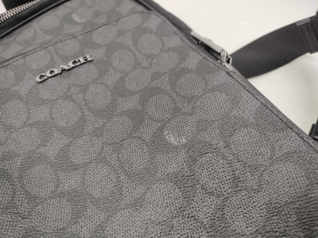 COACH コーチ ボディバッグ シグネチャー CZ393 ブラック系 PVC×レザー ユニセックス ショルダーバッグ 超美品