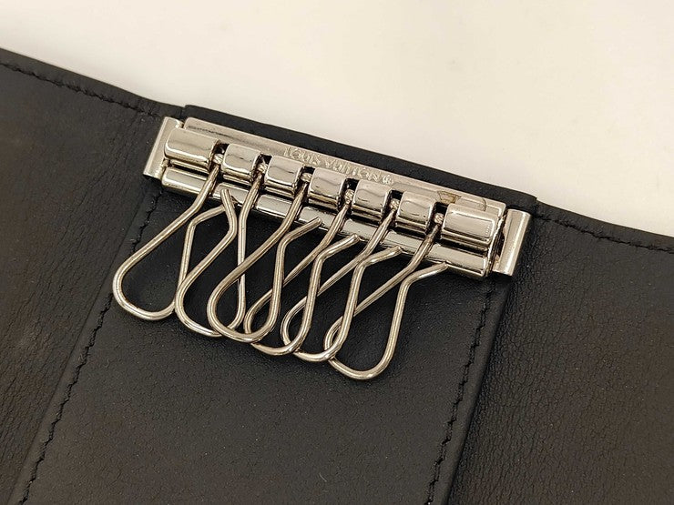 LOUIS VUITTON ルイヴィトン キーケース ミュルティクレ6 M14825 ブラック系 モノグラム シャドウ ユニセックス シルバー金具 美品