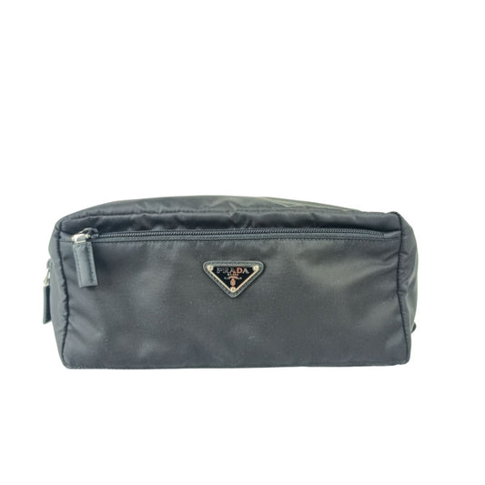 PRADA プラダ クラッチバッグ トライアングルロゴ 2NA029 ブラック系 Re-Nylon メンズ セカンドバッグ トライアングルロゴ シルバー金具 美品