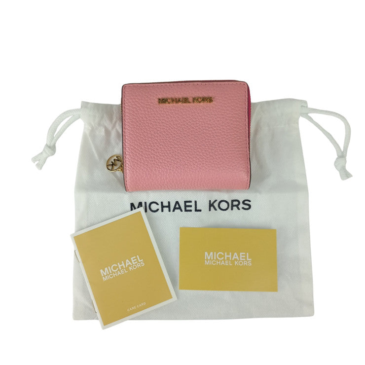 MICHAEL KORS マイケルコース 二つ折り財布 JET SET TRAVEL ジップ チャーム ウォレット ミディアム ピンク系 レザー レディース ゴールド金具 新品未使用展示品