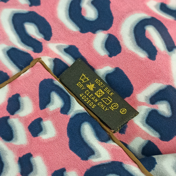 LOUIS VUITTON ルイヴィトン ショール カレ ジェアン レオパード パティーク M74878 レッド系 グレー系 シルク レディース スカーフ 美品