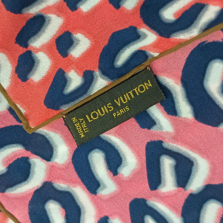 LOUIS VUITTON ルイヴィトン ショール カレ ジェアン レオパード パティーク M74878 レッド系 グレー系 シルク レディース スカーフ 美品