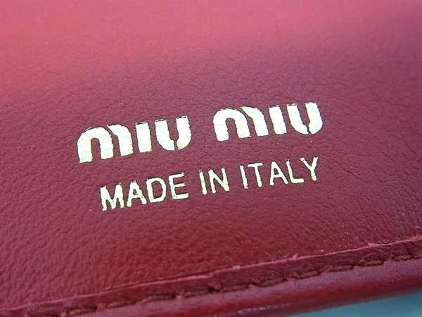 miumiu ミュウミュウ キーケース 5PG222 レッド ホワイト系 レザー レディース 6連 ゴールド金具 美品