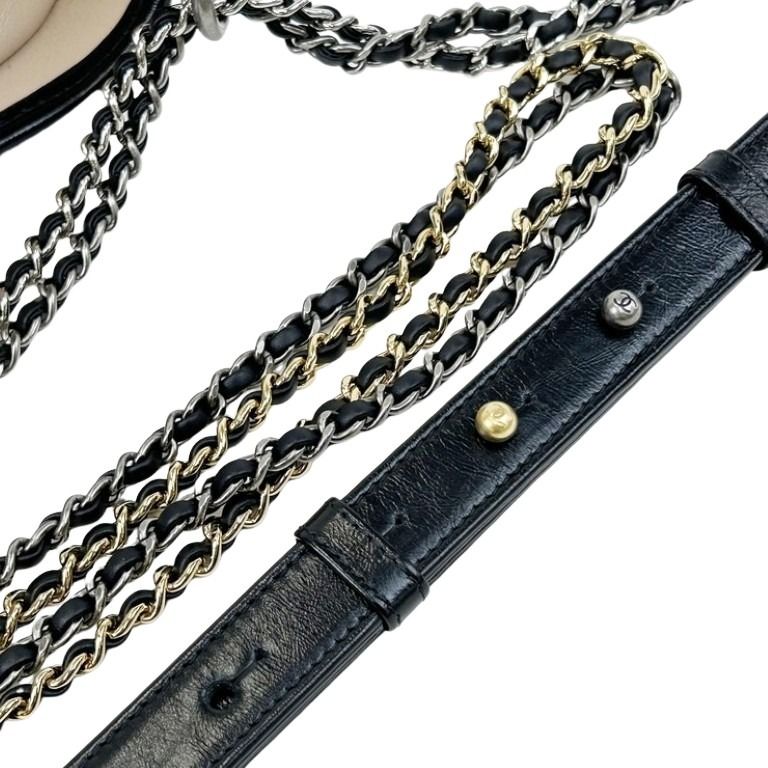 CHANEL シャネル ショルダーバッグ ガブリエル AS1521 ベージュ×ブラック系 カーフ×レザー レディース ココマーク 2WAY チェーン ゴールド シルバー金具 美品