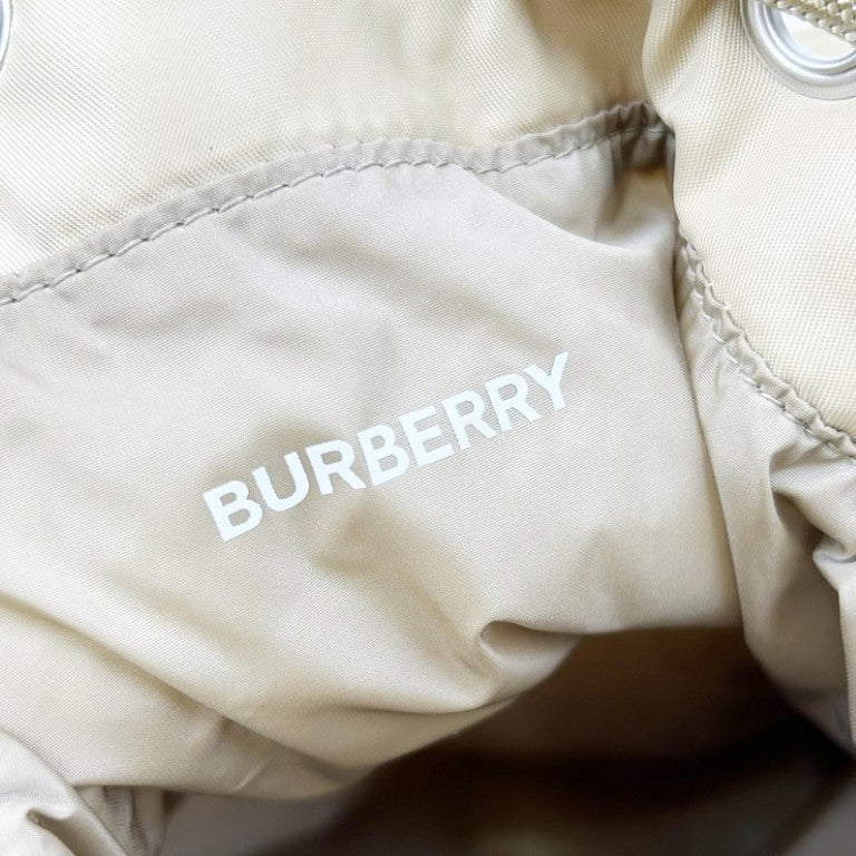 BURBERRY バーバリー ショルダーバッグ Ryle ライル ドローストリングクロスボディバッグ 8104495 ベージュ×ブラック系 ナイロン レディース シルバー金具 美品