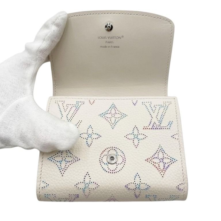 LOUIS VUITTON ルイヴィトン 三つ折り財布 ポルトフォイユ･イリスXS M25640 ドリームベージュ系 マヒナ レディース コンパクト シルバー金具 超美品