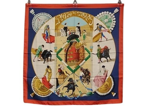 HERMES エルメス スカーフ カレ90 マルチカラー シルク100% レディース PLAZA DE TOROS 闘牛場 美品