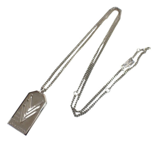 LOUIS VUITTON ルイヴィトン ペンダント ネックレス VVV M00050 シルバー メタル メンズ トリプルV 美品