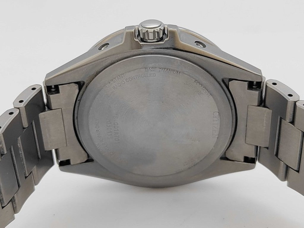 CITIZEN シチズン 時計 アテッサ CB3030-76E H128-001R701 ブラック シルバー系 チタン メンズ アナログ 美品