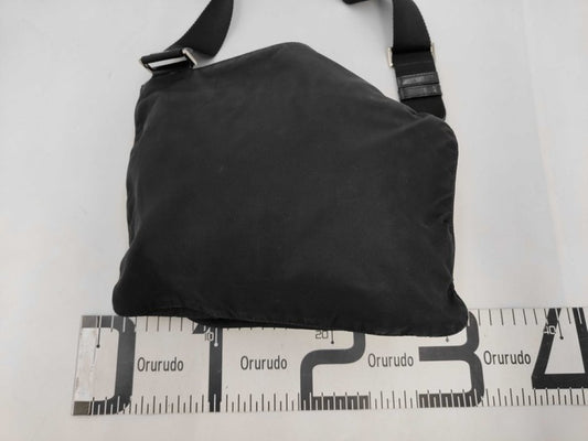 PRADA プラダ ショルダーバッグ トライアングルロゴ BT0520 ブラック系 ナイロン ユニセックス シルバー金具 美品