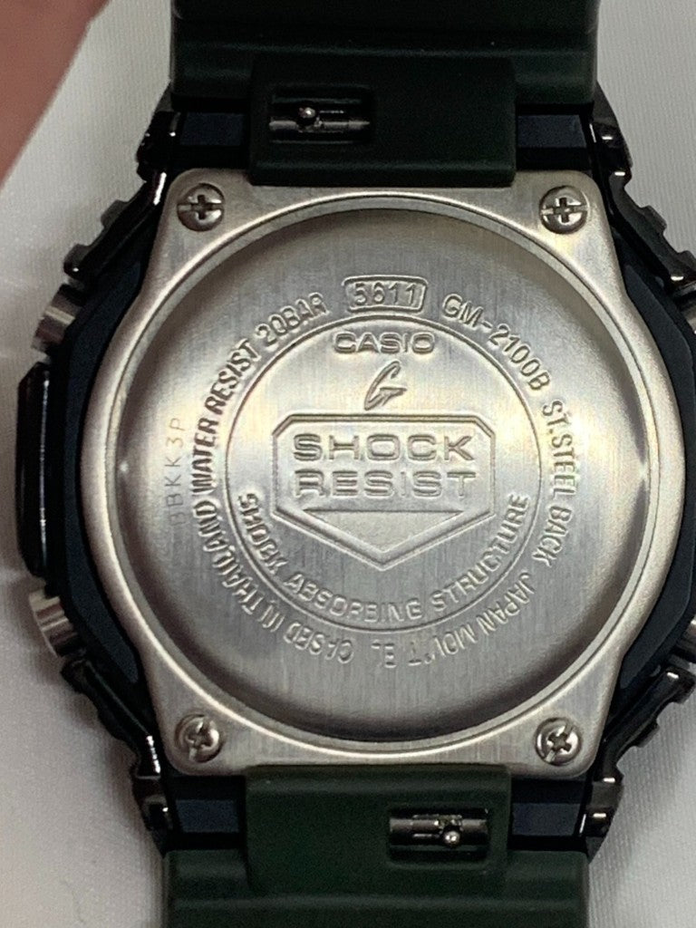 CASIO カシオ 時計 G-SHOCK ANALOG-DIGITAL 2100 Series GM-2100B-3AJF カーキ ブラック系 樹脂／ステンレススチール メンズ アナデジ 美品