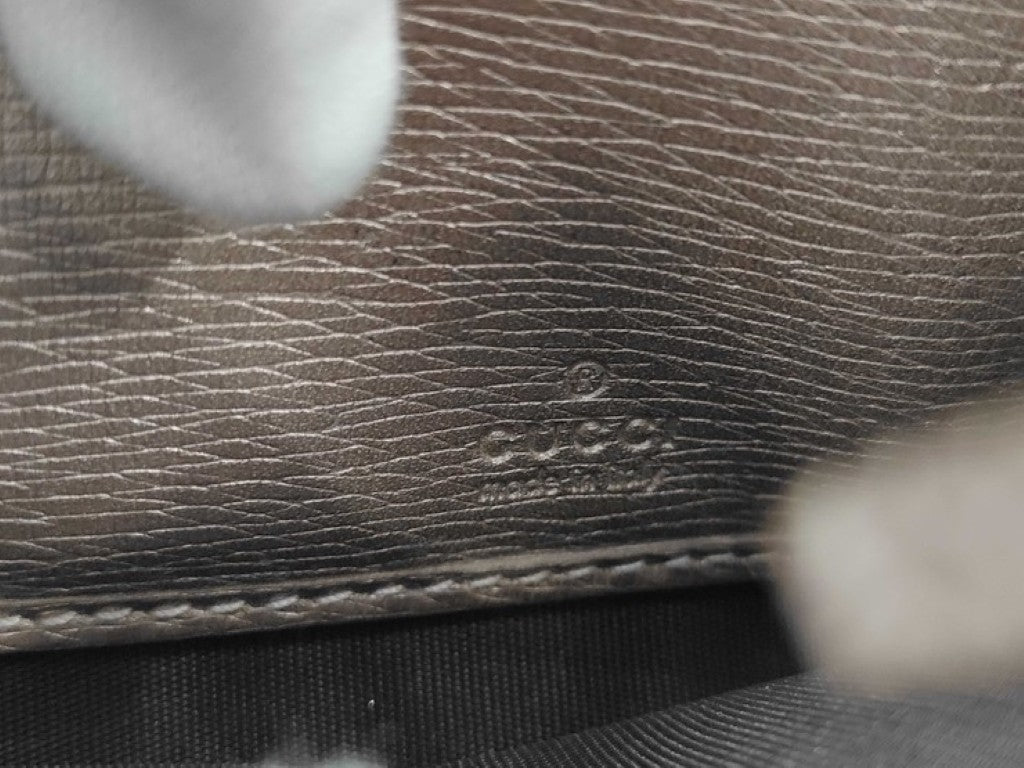 GUCCI グッチ 長財布 ラブリーハート 251861 ピングゴールド系 レザー レディース 二つ折り ゴールド金具 美品