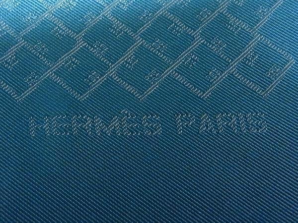 HERMES エルメス ハンカチーフ ポケットチーフ 498993T07 ライトブルー シルク100% ユニセックス 新古未使用展示品