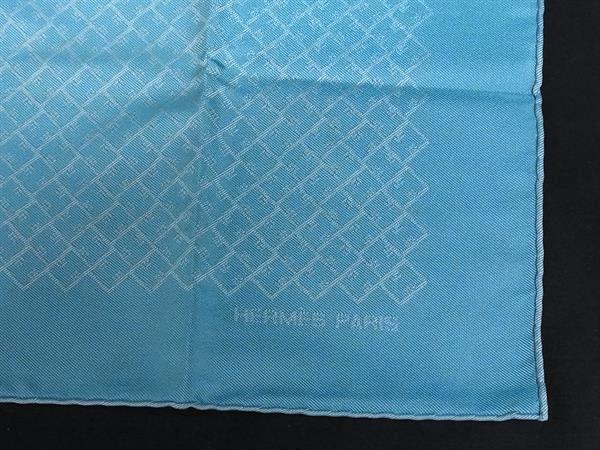 HERMES エルメス ハンカチーフ ポケットチーフ 498993T07 ライトブルー シルク100% ユニセックス 新古未使用展示品
