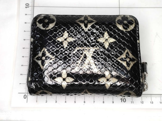 LOUIS VUITTON ルイヴィトン コインケース ジッピーコインパース N97059 ブラック系 モノグラム エキゾチックレザー（パイソン） ユニセックス シルバー金具 美品