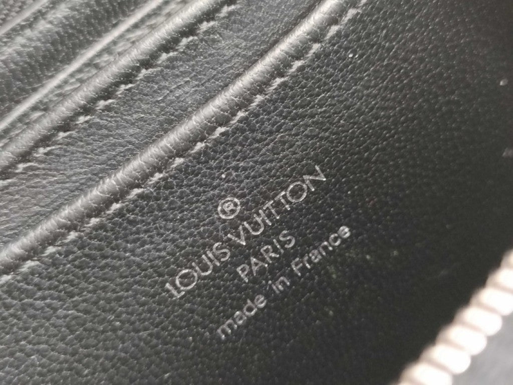 LOUIS VUITTON ルイヴィトン コインケース ジッピーコインパース N97059 ブラック系 モノグラム エキゾチックレザー（パイソン） ユニセックス シルバー金具 美品