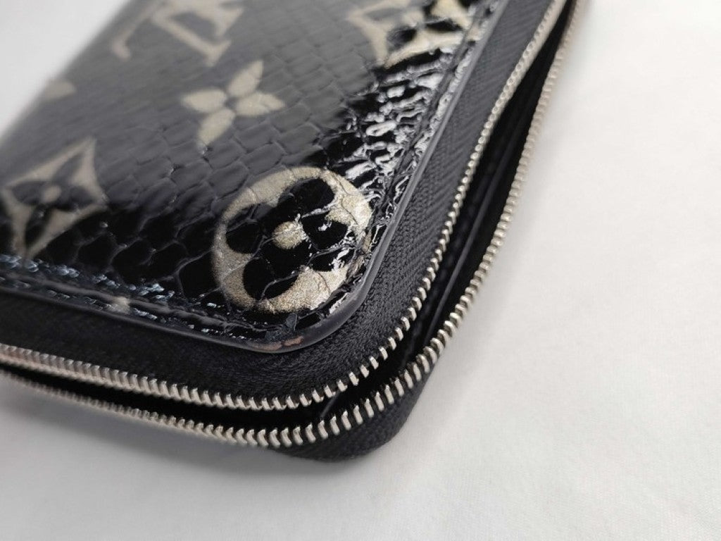 LOUIS VUITTON ルイヴィトン コインケース ジッピーコインパース N97059 ブラック系 モノグラム エキゾチックレザー（パイソン） ユニセックス シルバー金具 美品